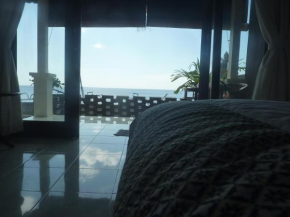 Гостиница Tambun Sari Beach Homestay  Abang